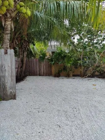 $1,600 | 1951 Kathy Lane, Unit B, Juno Ridge, FL 33408