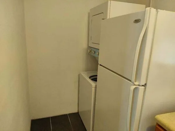 $1,600 | 1951 Kathy Lane, Unit B, Juno Ridge, FL 33408