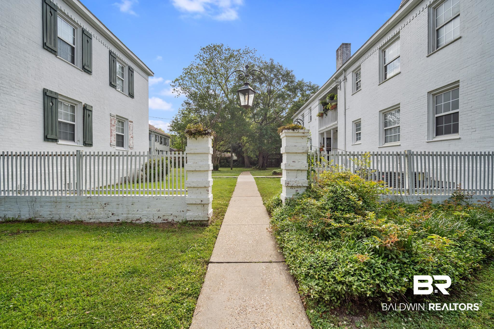 214 Upham Street, Unit 15C Mobile, AL 36607 - Photo 6 of 34
