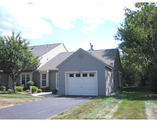 111 D Ridgefield Circle, Unit D Clinton, MA 01510 - Photo 1 of 7 Gallery Image 1