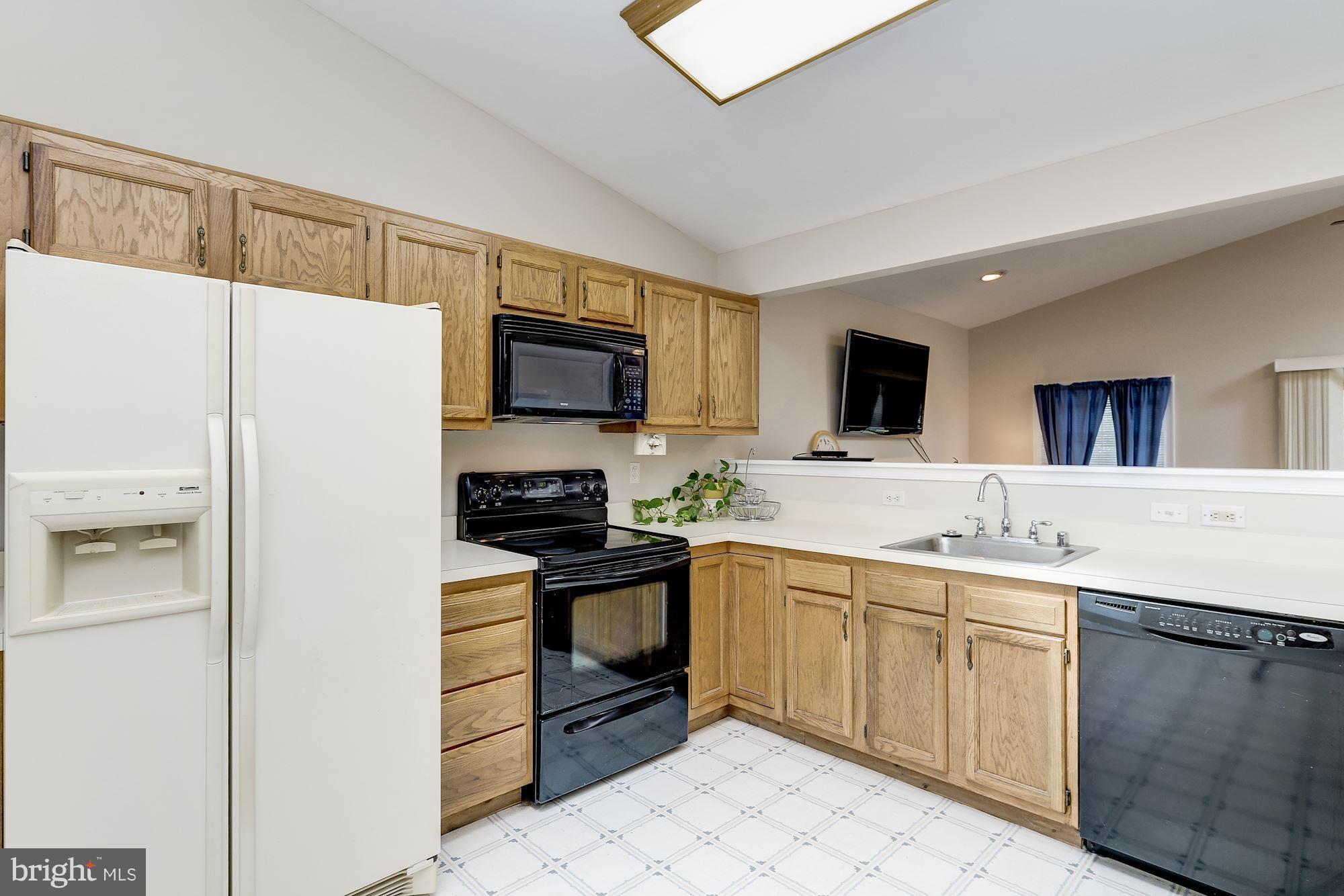1302 Berni Ruth Lane Severn, MD 21144 - Photo 7 of 27 Kitchen