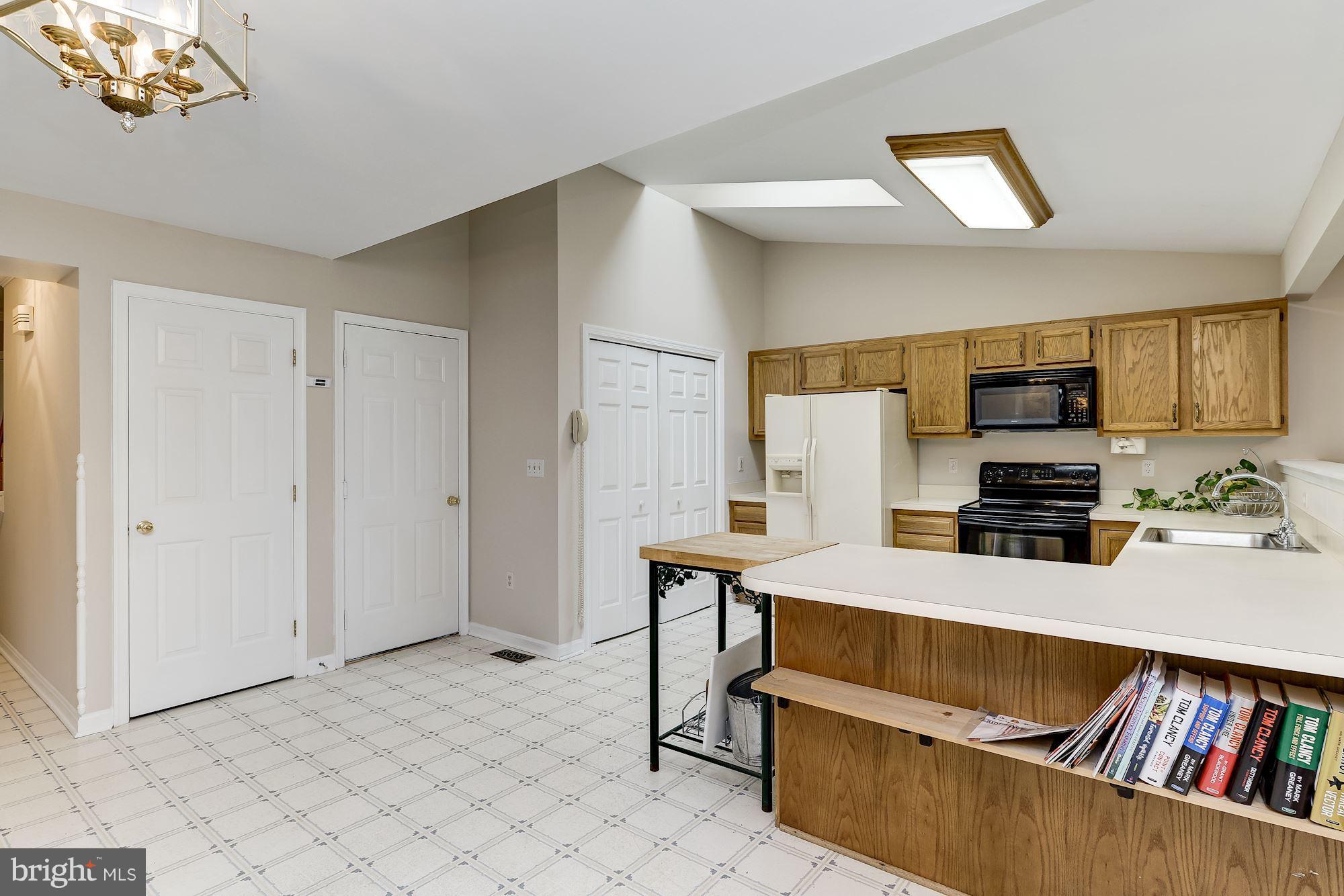 1302 Berni Ruth Lane Severn, MD 21144 - Photo 9 of 27 Kitchen