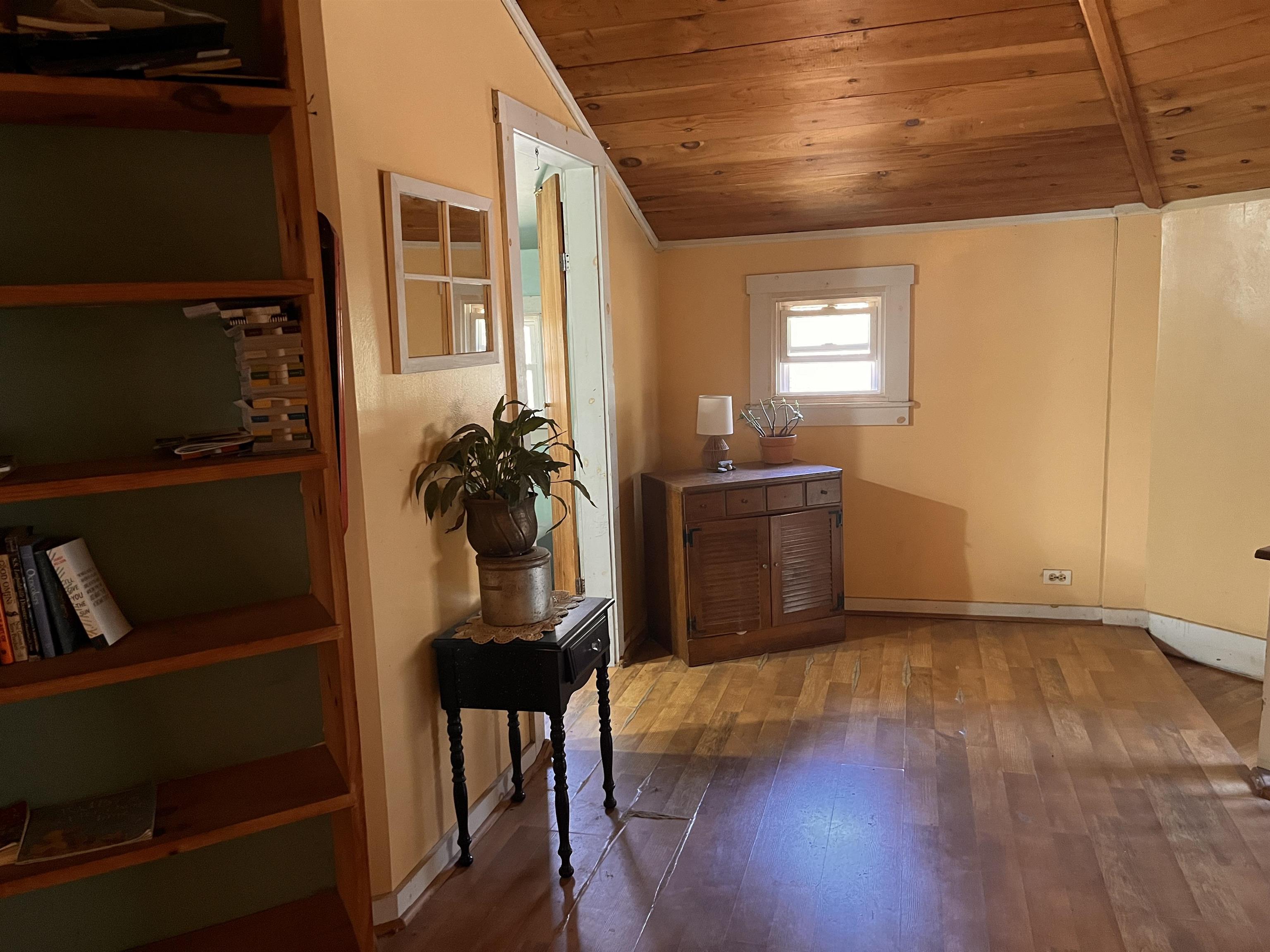 1407 Moretown Mountain Road Moretown, VT 05660 - Photo 18 of 35