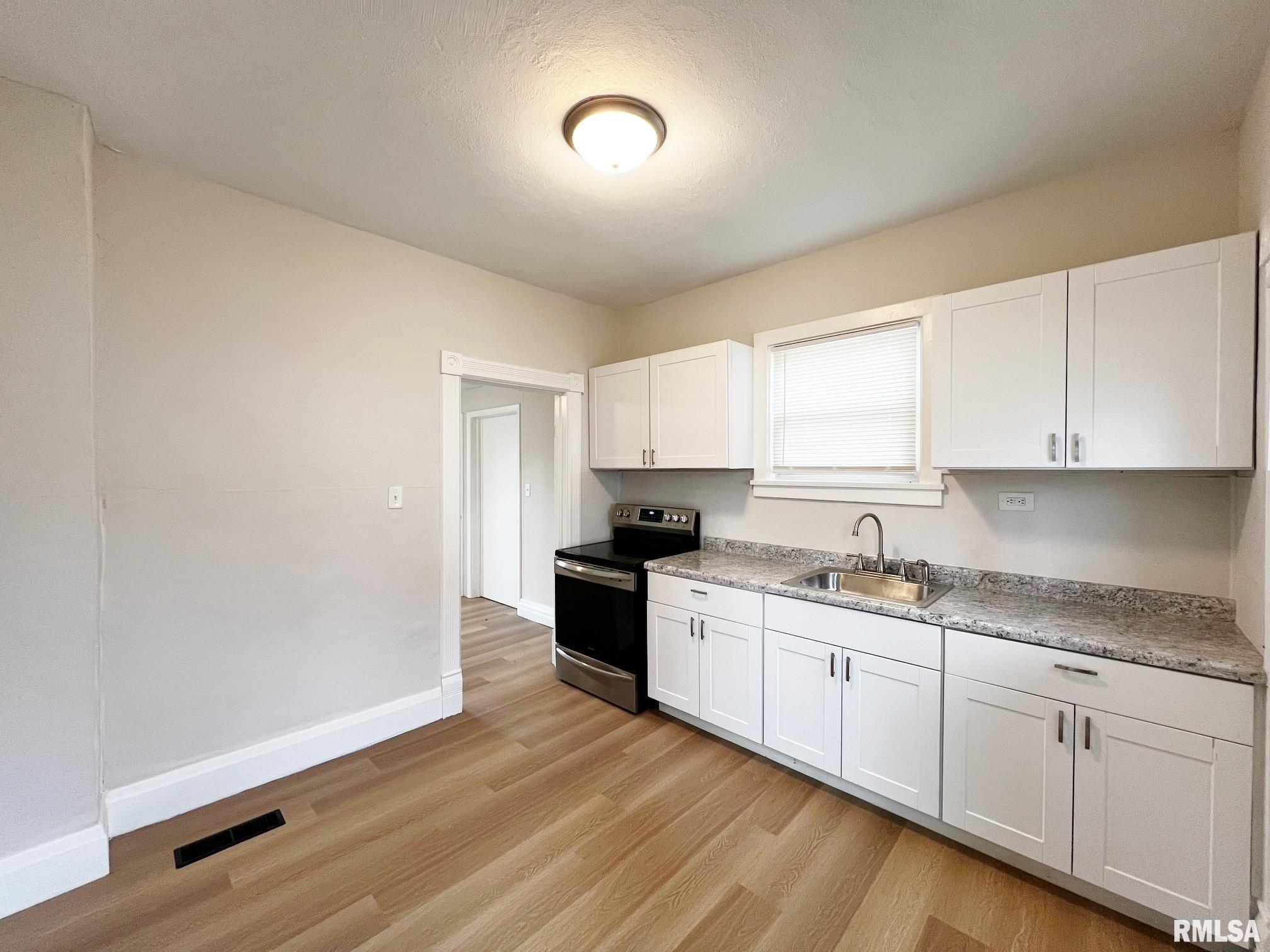 616 North 5th Street Chillicothe, IL 61523 - Photo 16 of 27