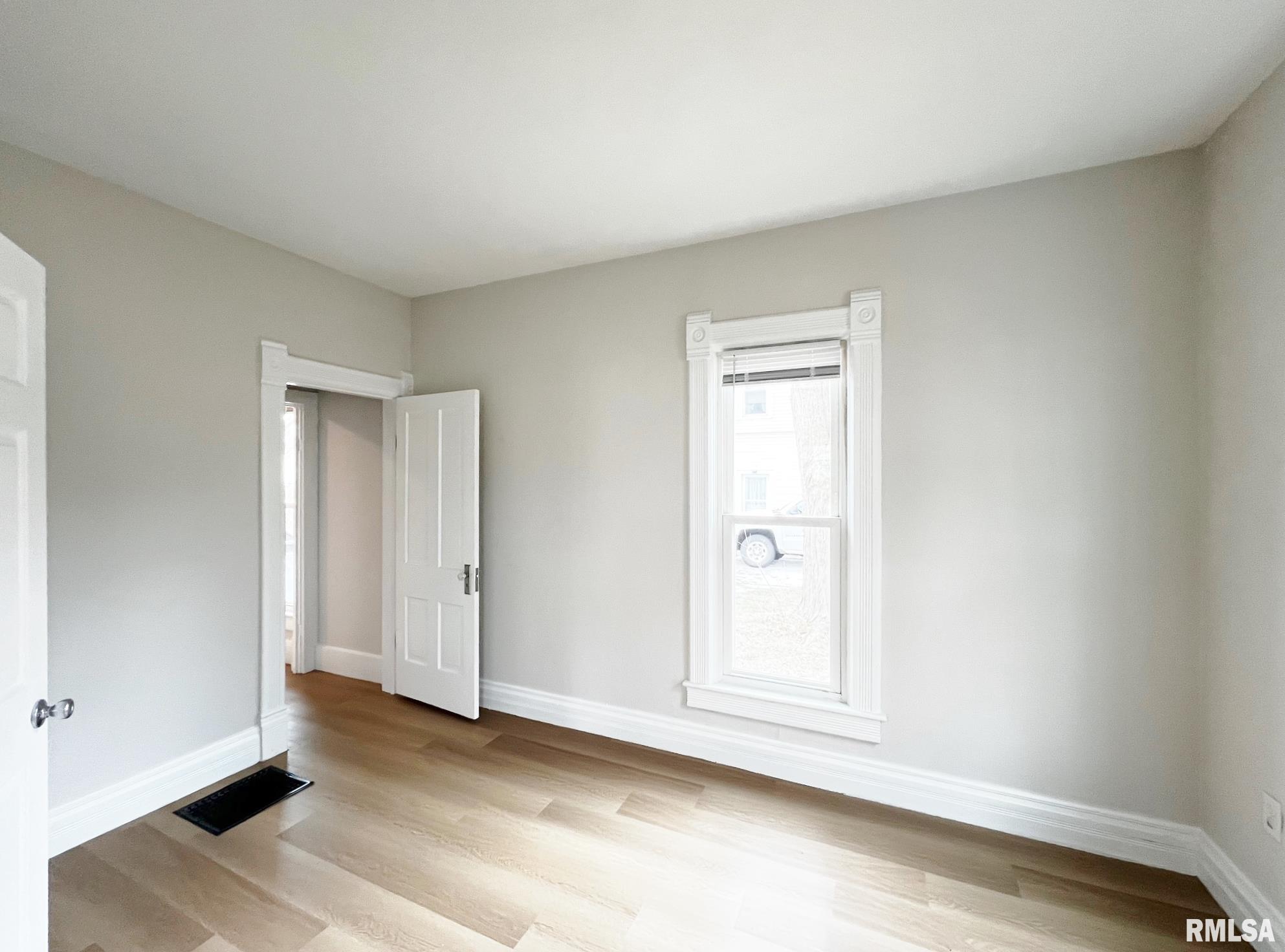 616 North 5th Street Chillicothe, IL 61523 - Photo 17 of 27