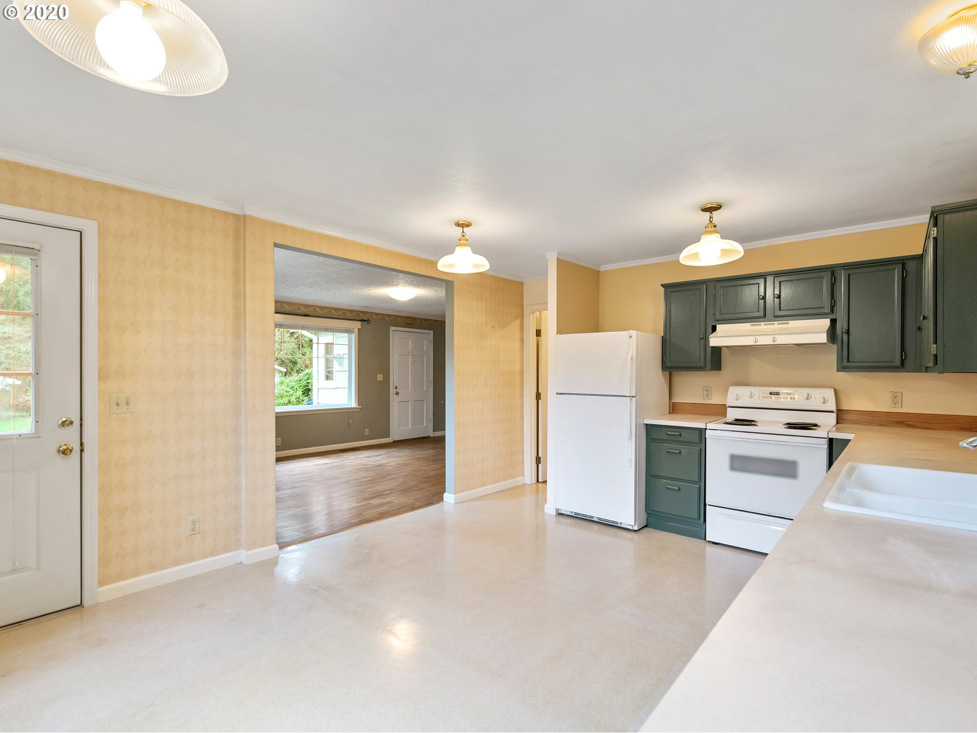 21960 Southwest Ribera Lane West Linn, OR 97068 - Photo 11 of 32 Gallery Image 11