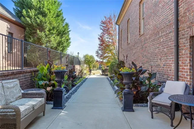 $1,299,900 | 2711 Wildflower Way, Hoschton, GA 30548