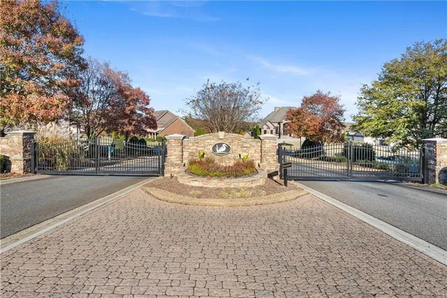 $1,299,900 | 2711 Wildflower Way, Hoschton, GA 30548