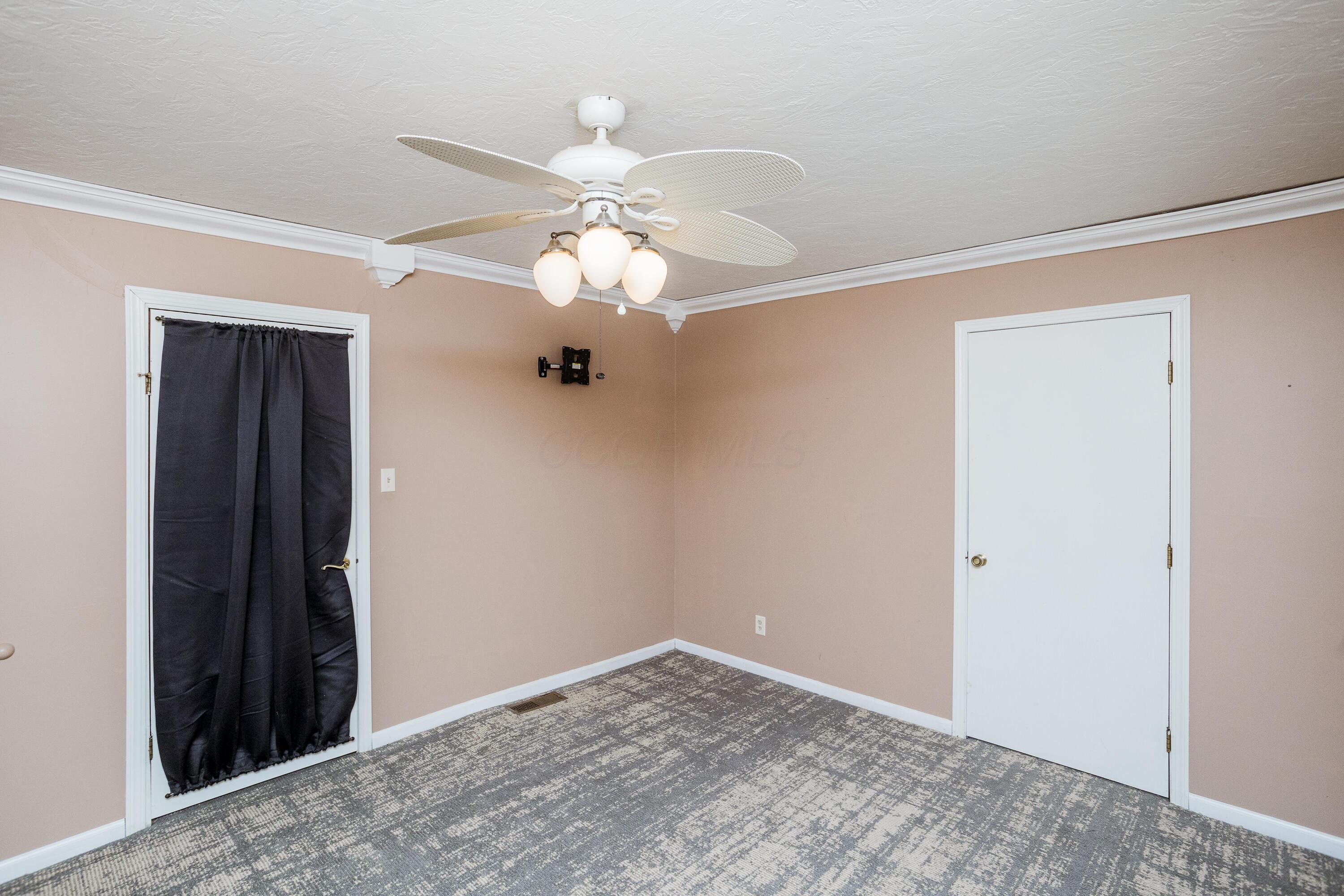 7609 Columbus Road Mount Vernon, OH 43050 - Photo 59 of 111 7609ColumbusRd-41
