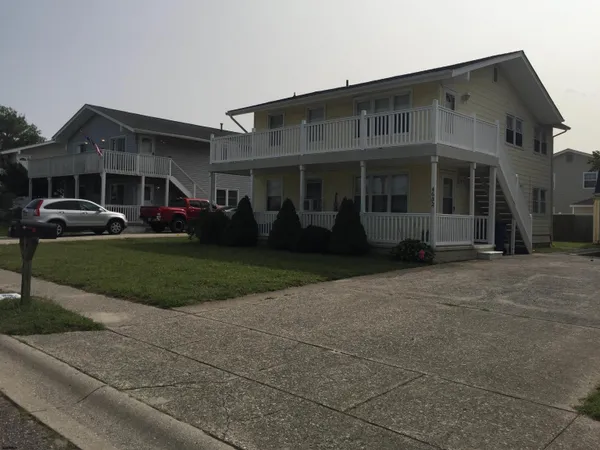 $2,100 | 4632 Schooner Road, Unit 1, Brigantine, NJ 08203
