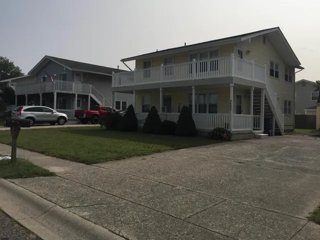 $2,100 | 4632 Schooner Road, Unit 1, Brigantine, NJ 08203