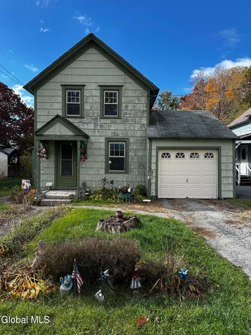 $149,900 | 515 Lower Wright Street, Hudson Falls, NY 12839