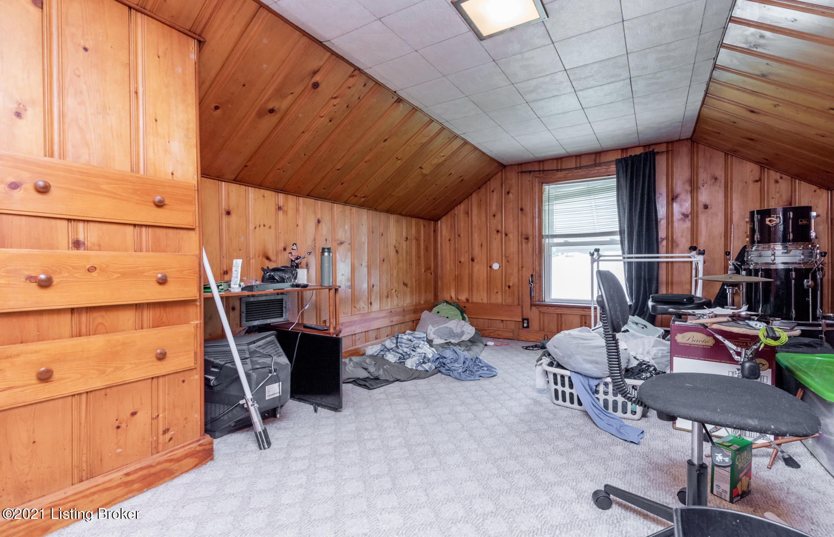 8515 Smithton Road Louisville, KY 40219 - Photo 24 of 33 8515-134