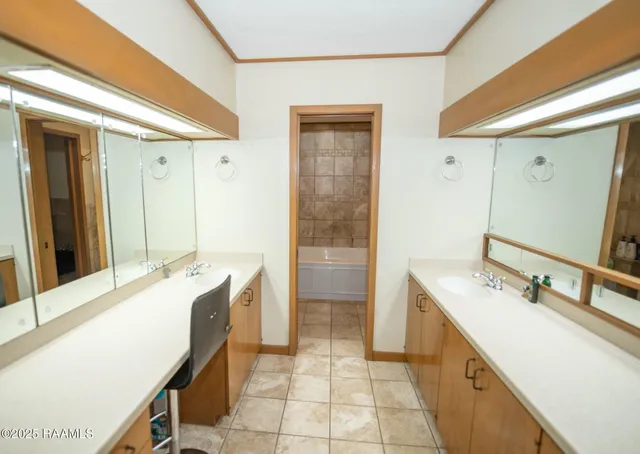 $395,000 | 2675 Pine Point Road, Ville Platte, LA 70586