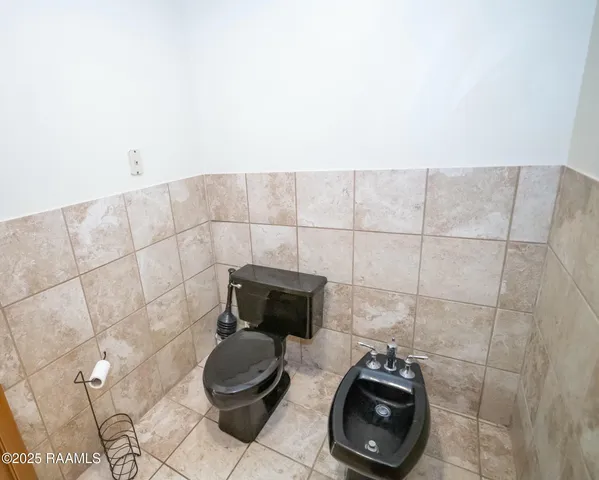 $395,000 | 2675 Pine Point Road, Ville Platte, LA 70586