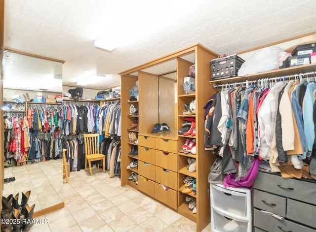 $395,000 | 2675 Pine Point Road, Ville Platte, LA 70586