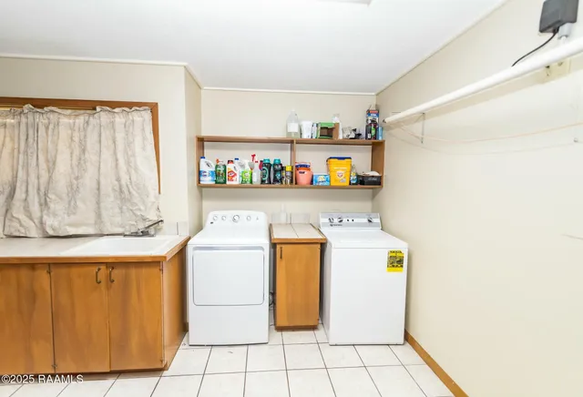 $395,000 | 2675 Pine Point Road, Ville Platte, LA 70586