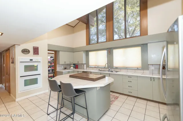 $395,000 | 2675 Pine Point Road, Ville Platte, LA 70586