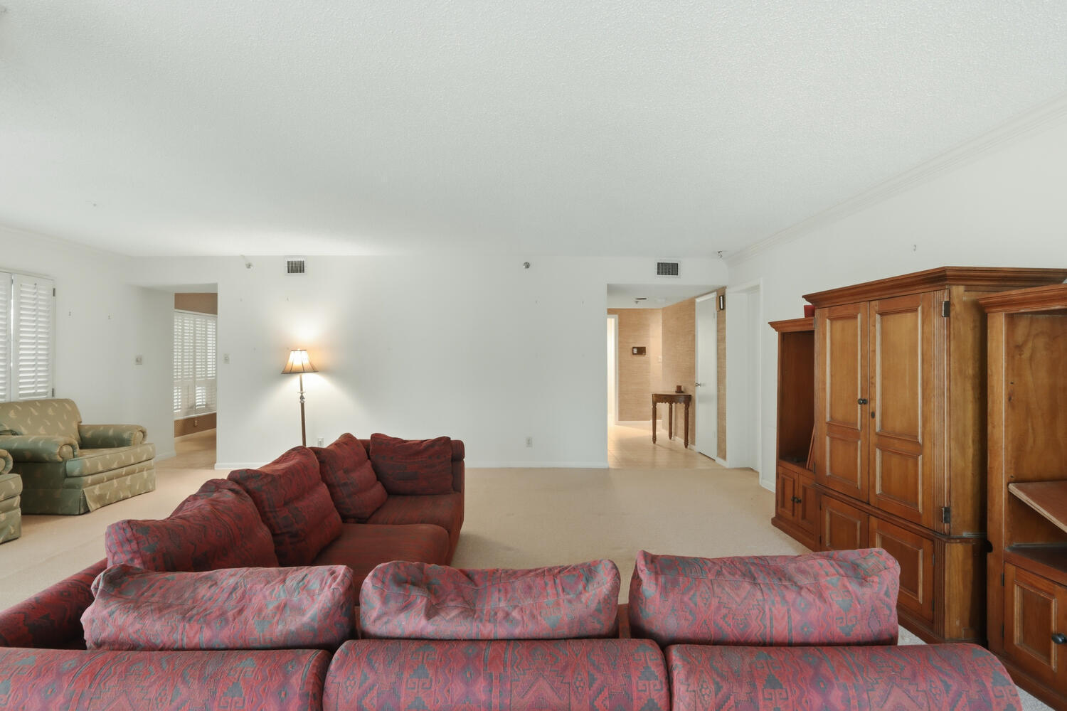 500 Ocean Trail Way, Unit 111 Jupiter, FL 33477 - Photo 7 of 35 Living