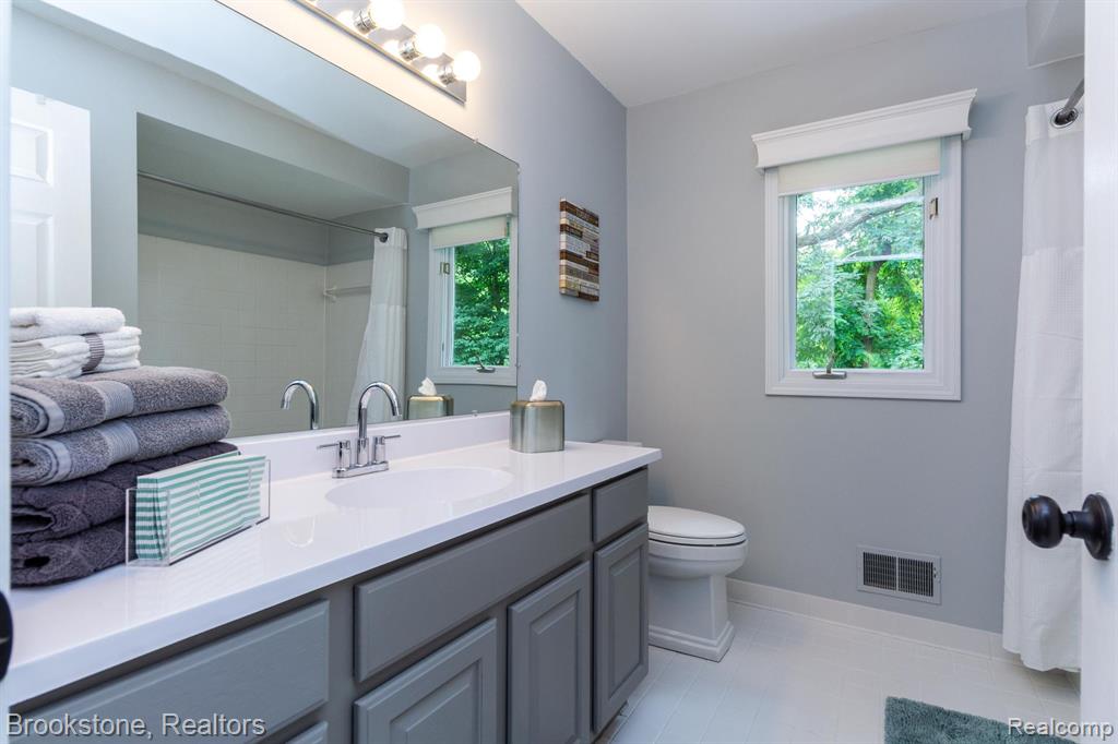 3845 Beechcrest Road Rochester Hills, MI 48309 - Photo 41 of 93