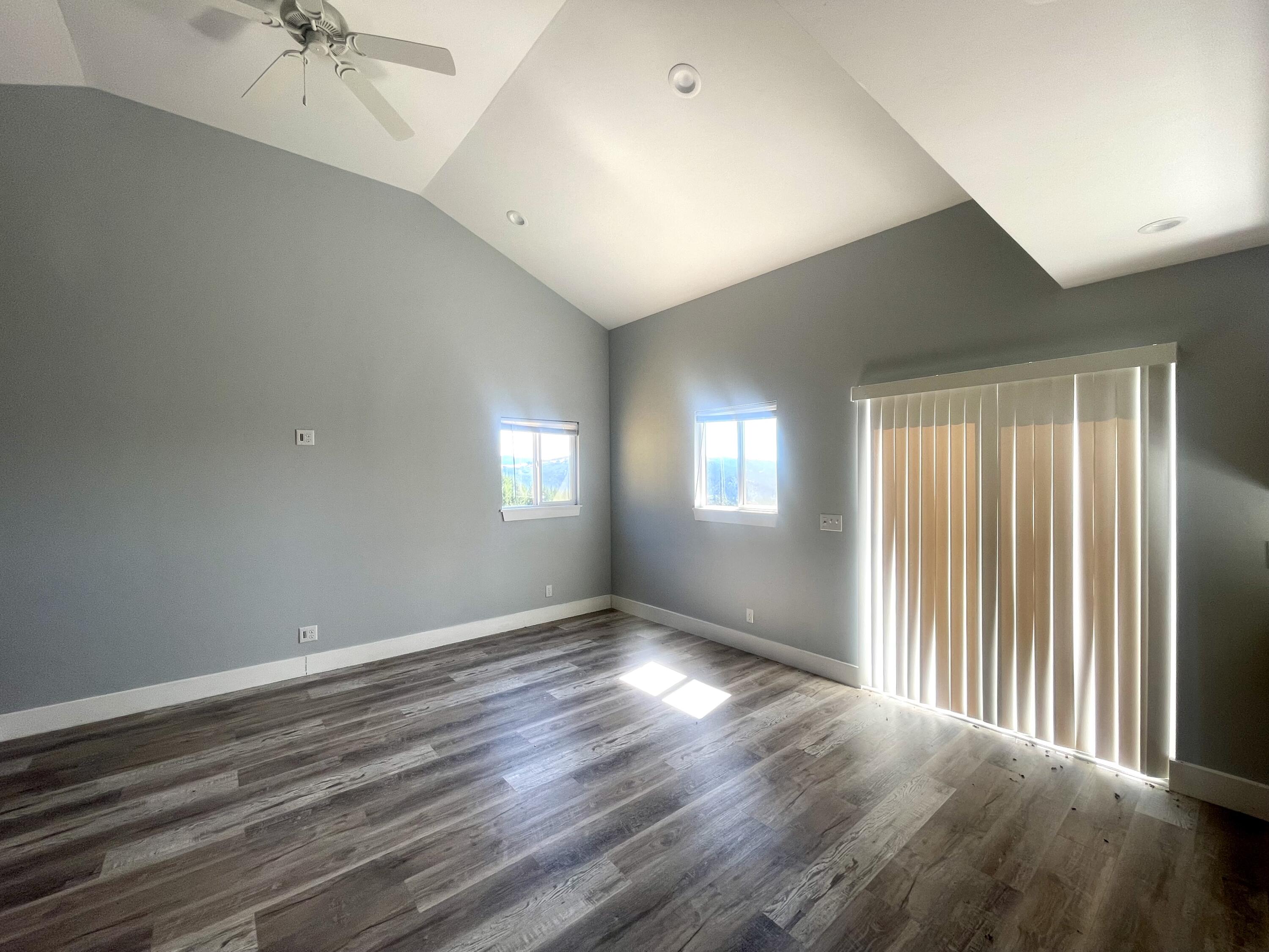 2027 Sunset Ridge Road Blocksburg, CA 95514 - Photo 18 of 37