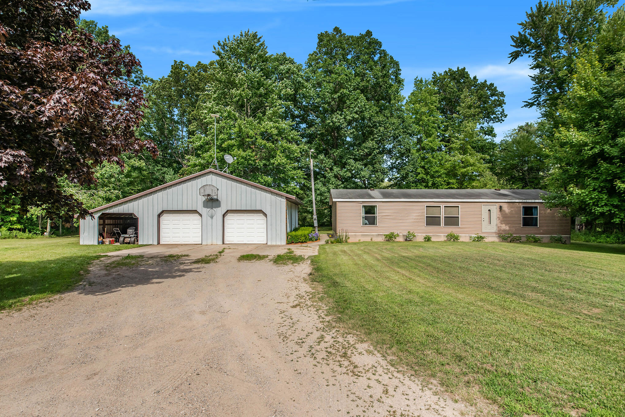 1900 Youngs Road Orleans, MI 48865 - Photo 1 of 16 _DSC7575