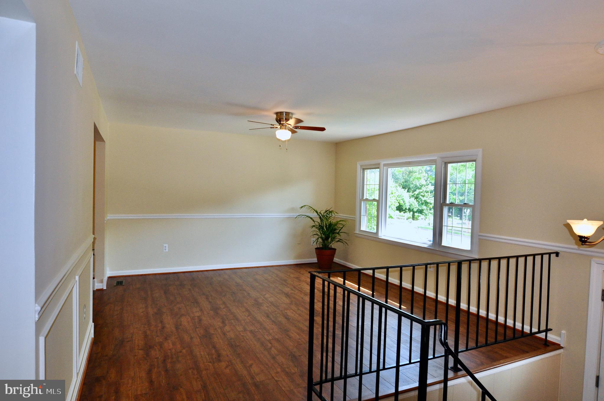 13831 Delaney Road Woodbridge, VA 22193 - Photo 5 of 38