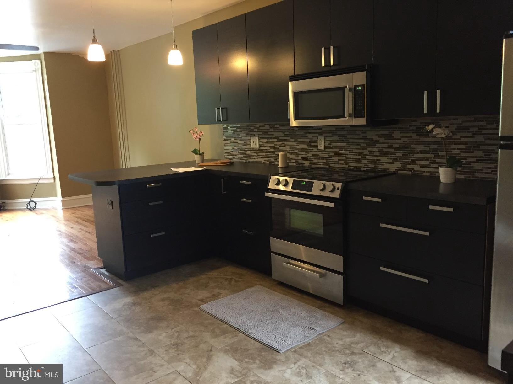 166 Clymer Street Reading, PA 19602 - Photo 6 of 7 2nd floor kitchen