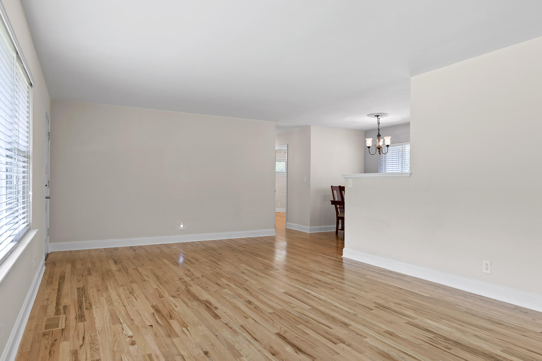 3338 Standifer Road Chattanooga, TN 37416 - Photo 8 of 38 Standifer-37