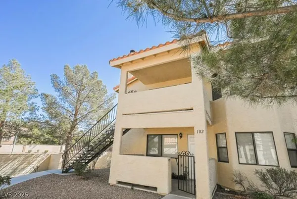 $1,399 | 1205 North Buffalo Drive, Unit 202, Las Vegas, NV 89128