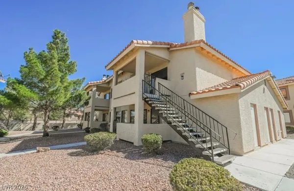 $1,399 | 1205 North Buffalo Drive, Unit 202, Las Vegas, NV 89128