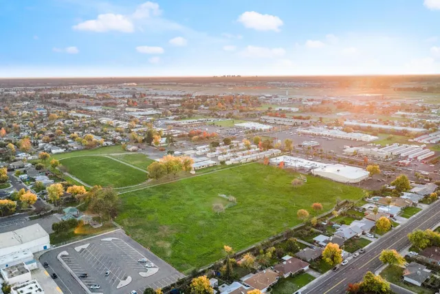 $659,999 | 3910 Don Julio Boulevard, North Highlands, CA 95660