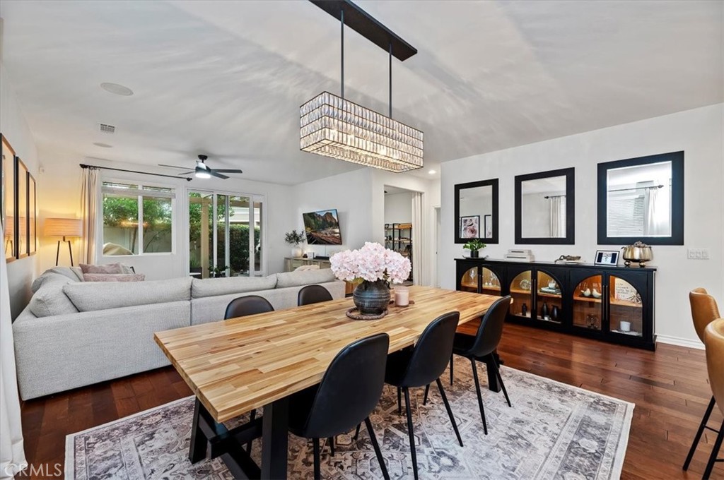 5307 Paseo Callado Hemet, CA 92545 - Photo 2 of 37