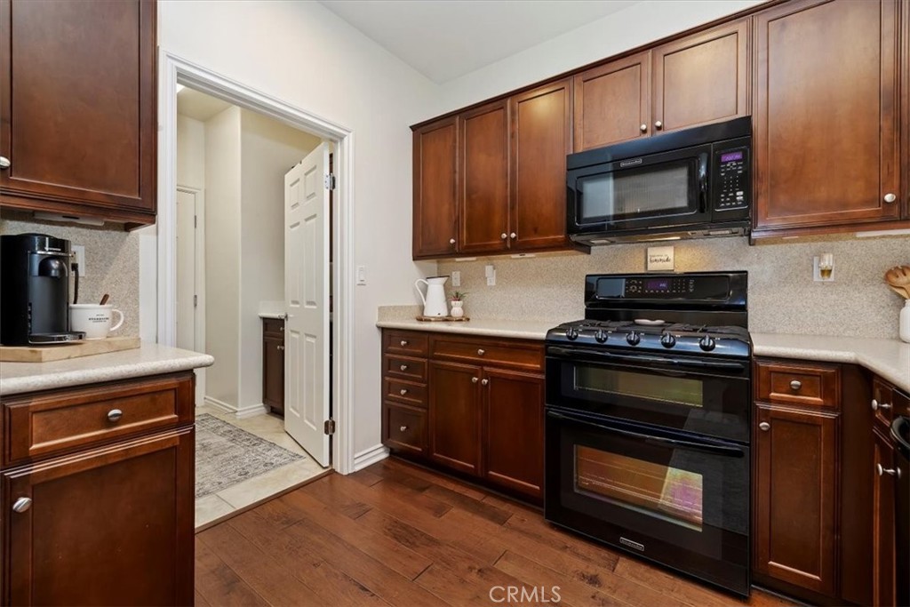 5307 Paseo Callado Hemet, CA 92545 - Photo 8 of 37