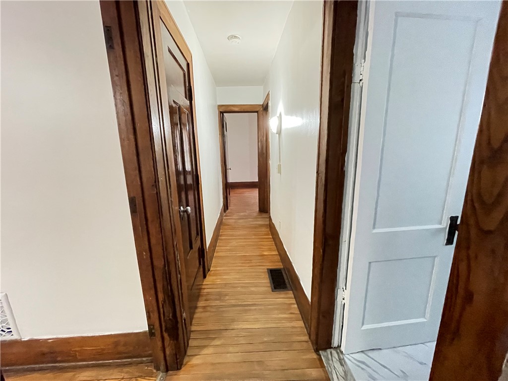 143-145 Hamilton Street Rochester, NY 14620 - Photo 12 of 29