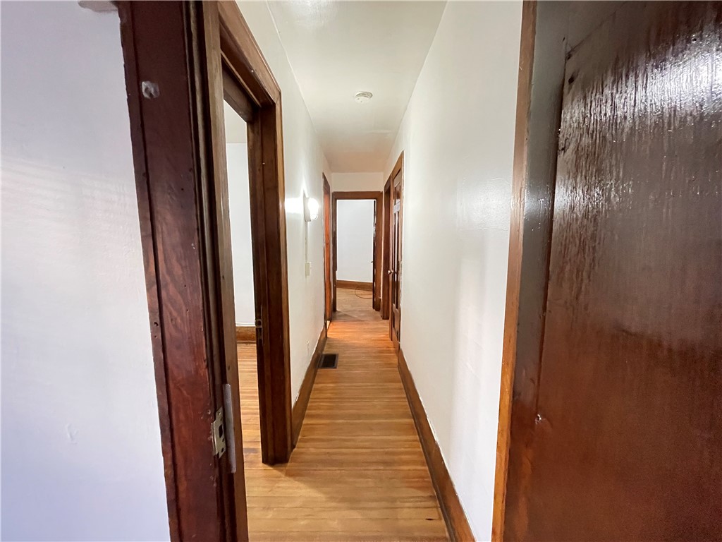 143-145 Hamilton Street Rochester, NY 14620 - Photo 13 of 29