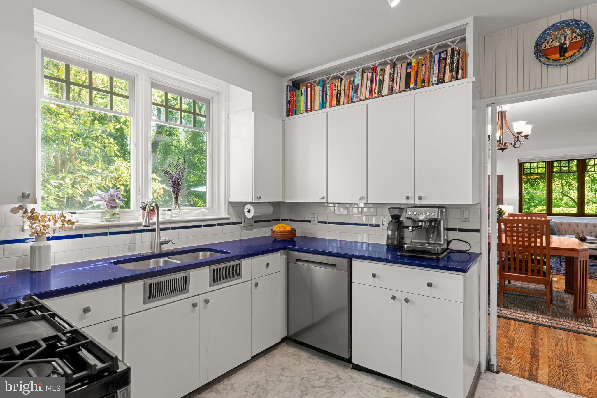 126 West Gravers Lane Philadelphia, PA 19118 - Photo 16 of 55
