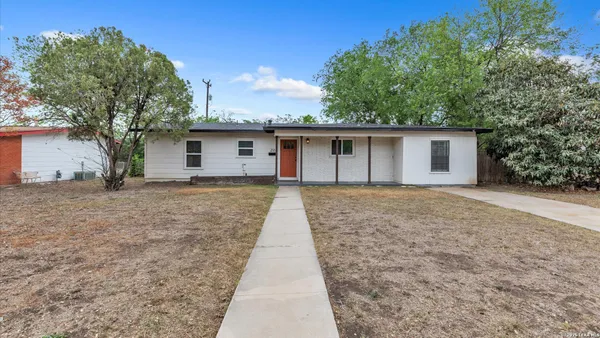 $1,675 | 258 Antrim Drive, San Antonio, TX 78218