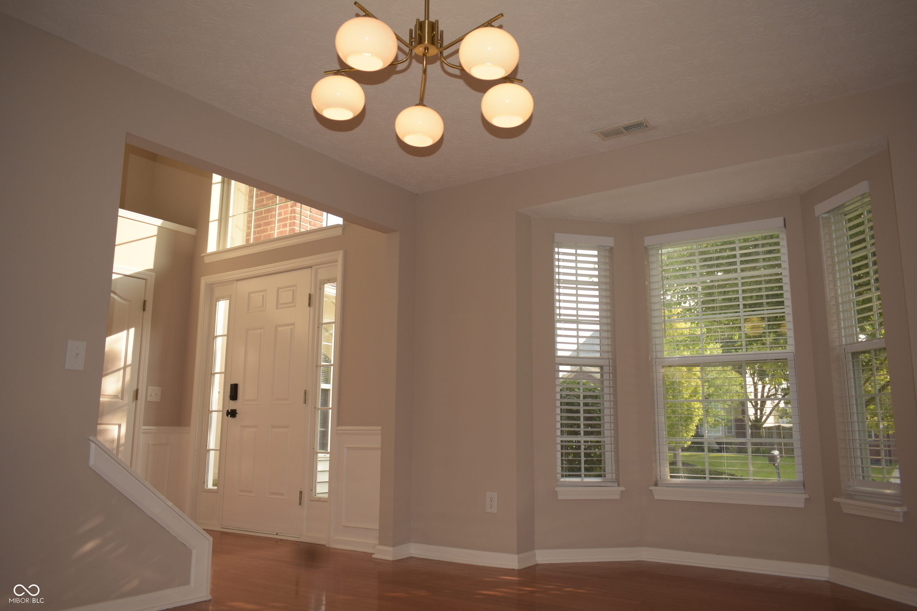 14010 Avalon E Drive Fishers, IN 46037 - Photo 4 of 30