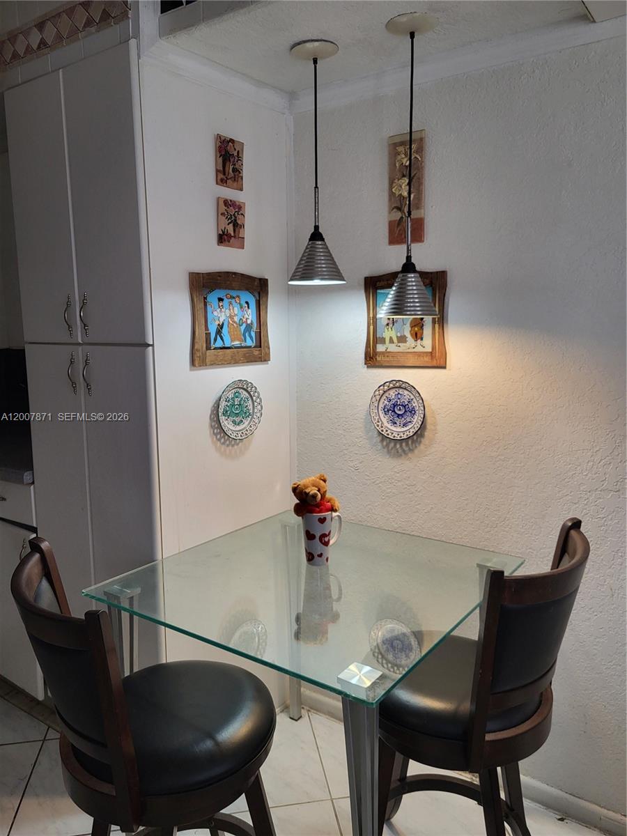 2050 Newcastle A, Unit 2050 Boca Raton, FL 33434 - Photo 5 of 11