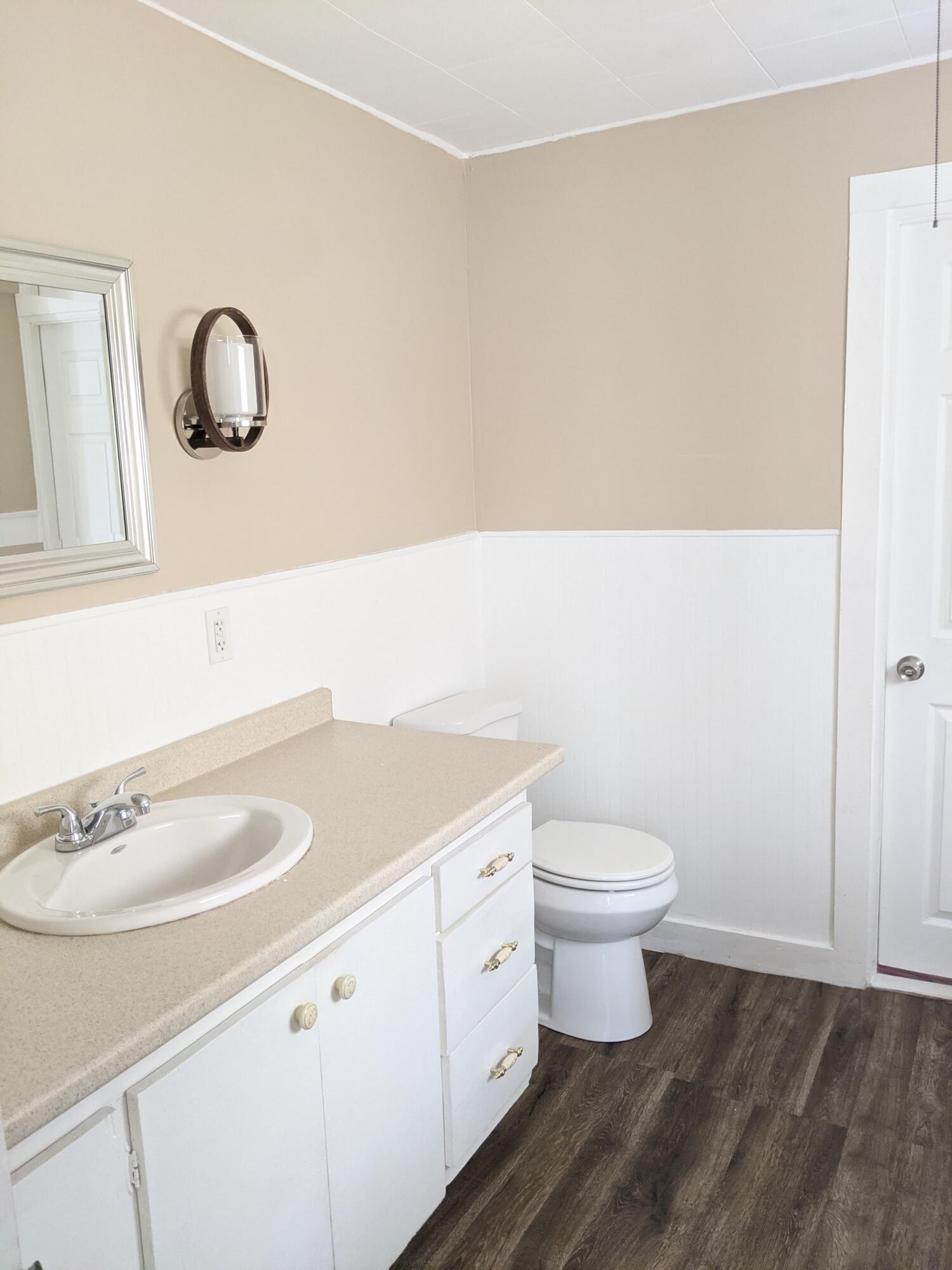 1022 Main Street Bangor, ME 04401 - Photo 13 of 52 157787252_447432026457382_81031604519621