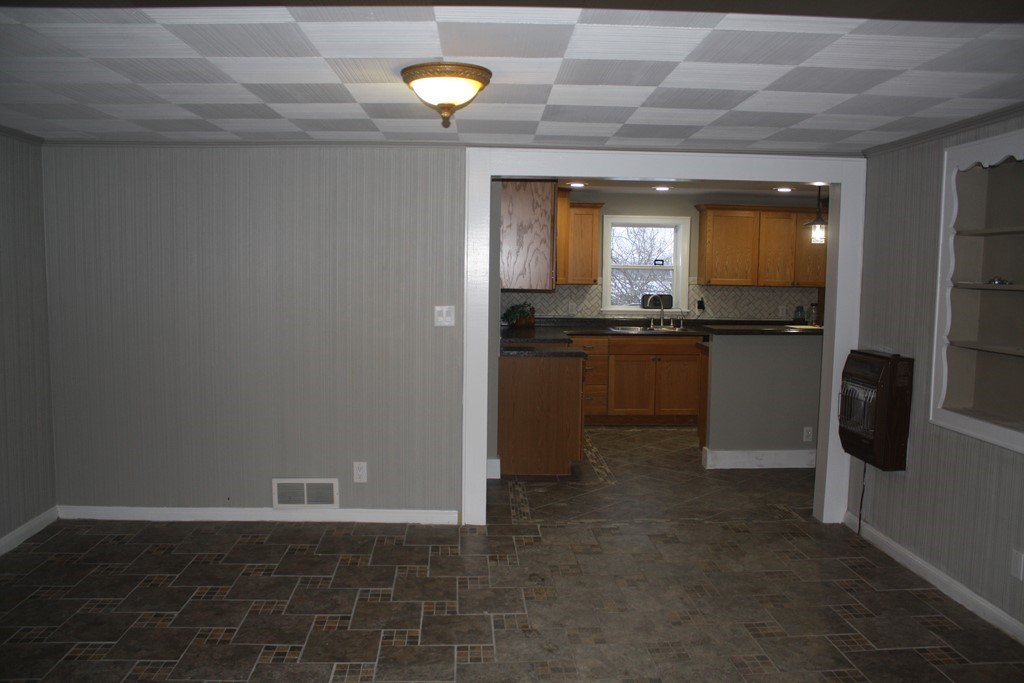 3733 South Gilmore Road Mount Pleasant, MI 48858 - Photo 7 of 29 1843300-6.JPG