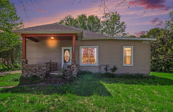 $195,000 | 165 South Elm Street, Hesperia, MI 49421