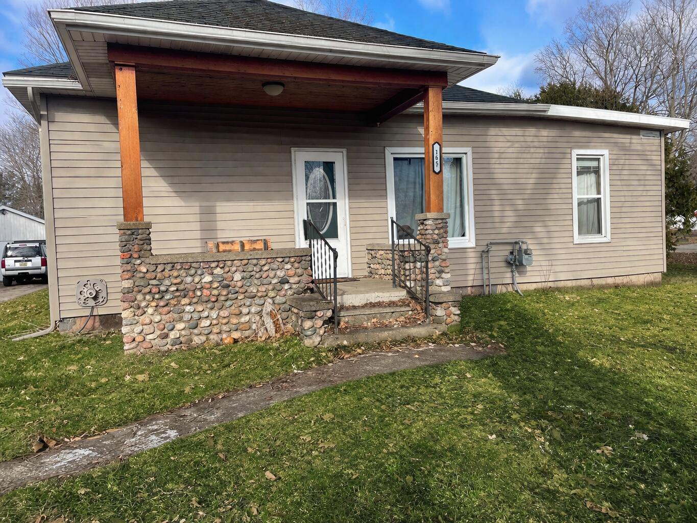 165 South Elm Street Hesperia, MI 49421 - Photo 2 of 25 Front Porch