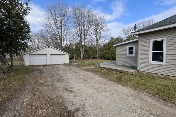 $210,000 | 165 South Elm Street, Hesperia, MI 49421