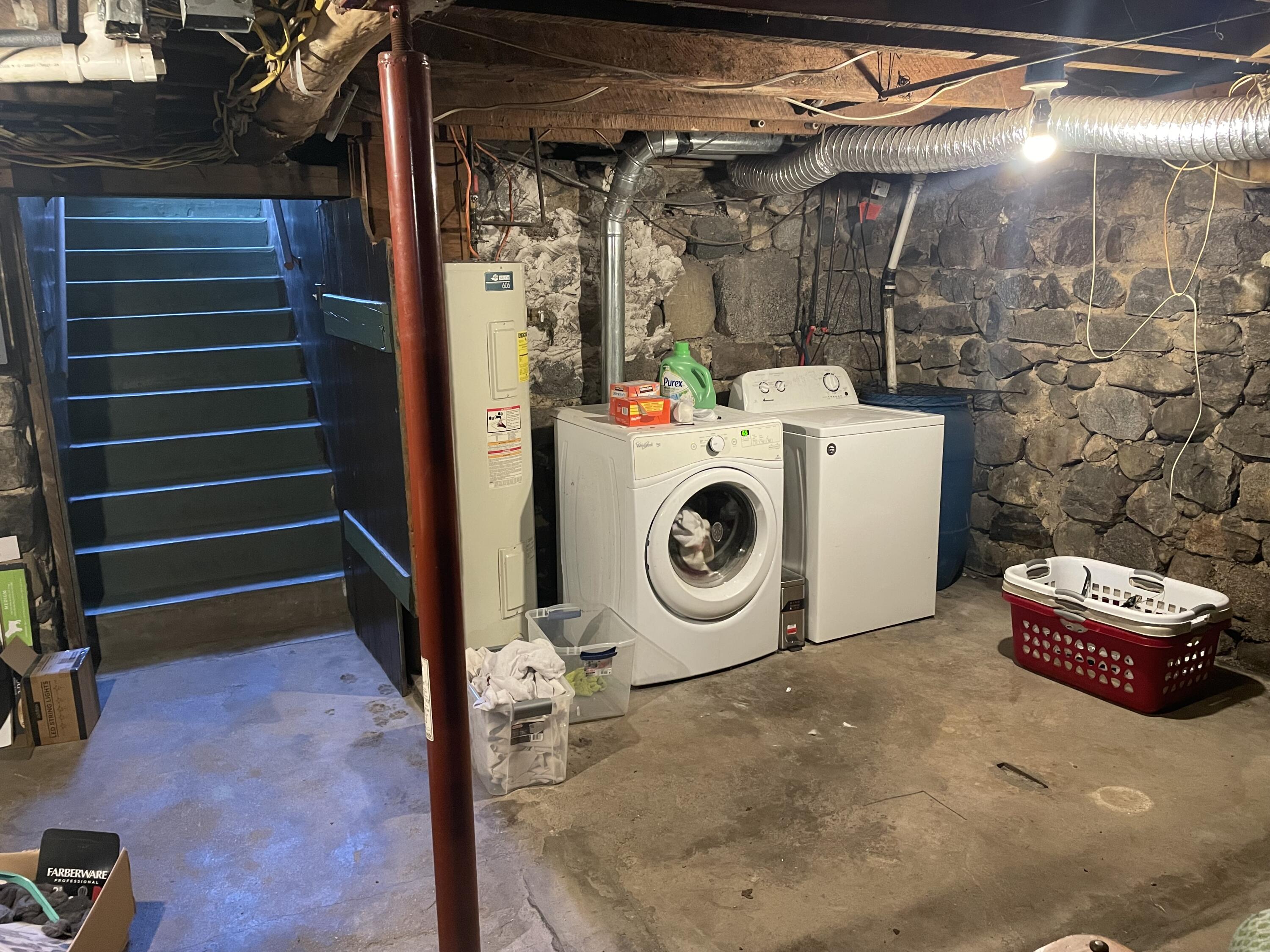 165 South Elm Street Hesperia, MI 49421 - Photo 9 of 25 Laundry