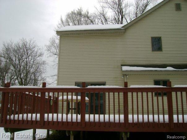 833 Miller Road Lake Orion, MI 48362 - Photo 2 of 23 cecilback.jpg