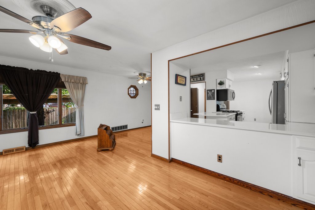 1424 11th Street Moline, IL 61265 - Photo 28 of 46