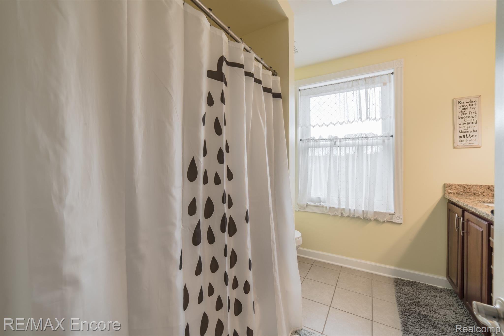 9039 Davisburg Road Clarkston, MI 48348 - Photo 40 of 68 9039 Davisburg-36.jpg