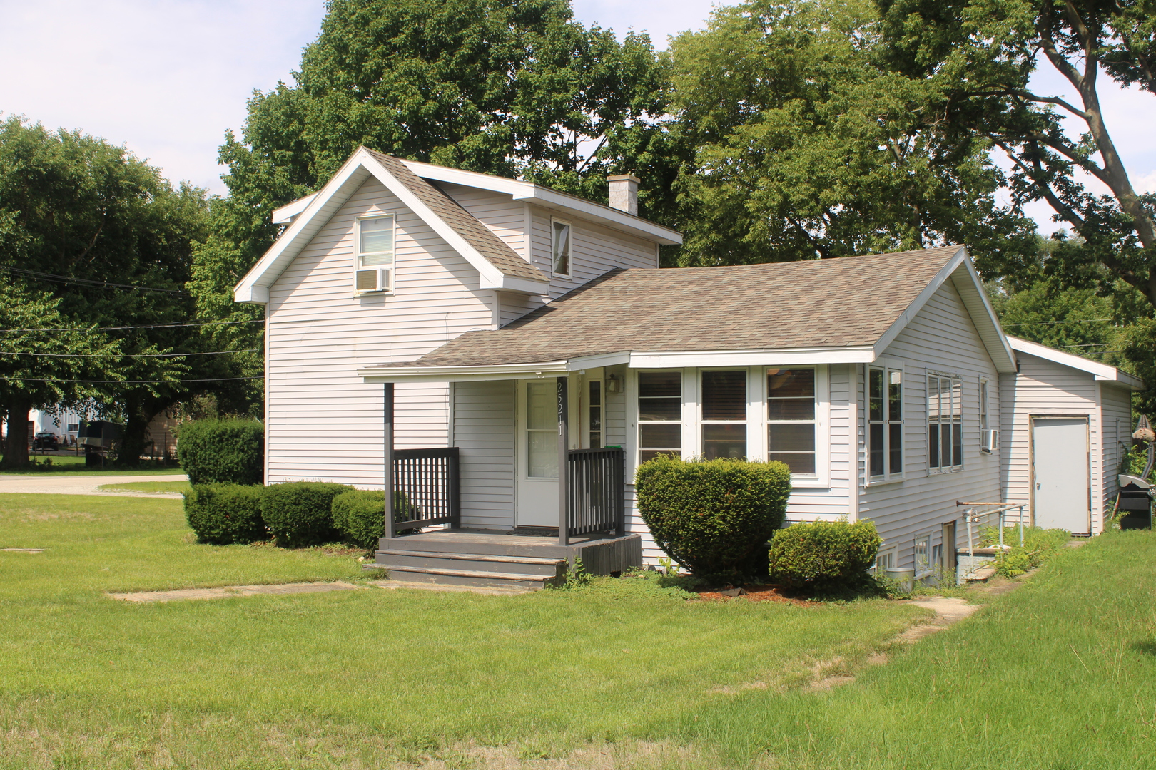 25211 South Fryer St